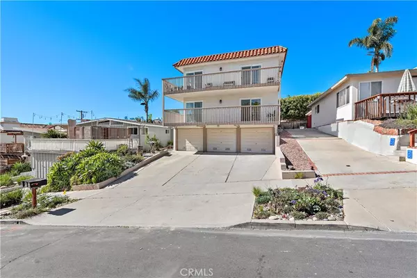 Dana Point, CA 92629,33801 Silver Lantern ST #2