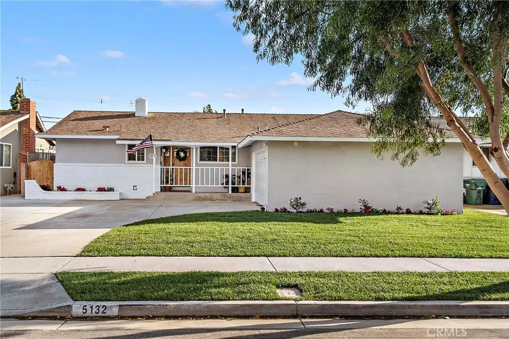 Huntington Beach, CA 92649,5132 Robinwood DR