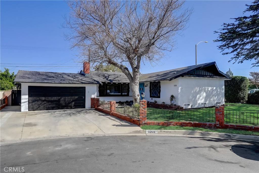 Anaheim, CA 92804,3203 Oaklawn DR