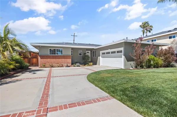 Costa Mesa, CA 92626,1382 Galway Lane