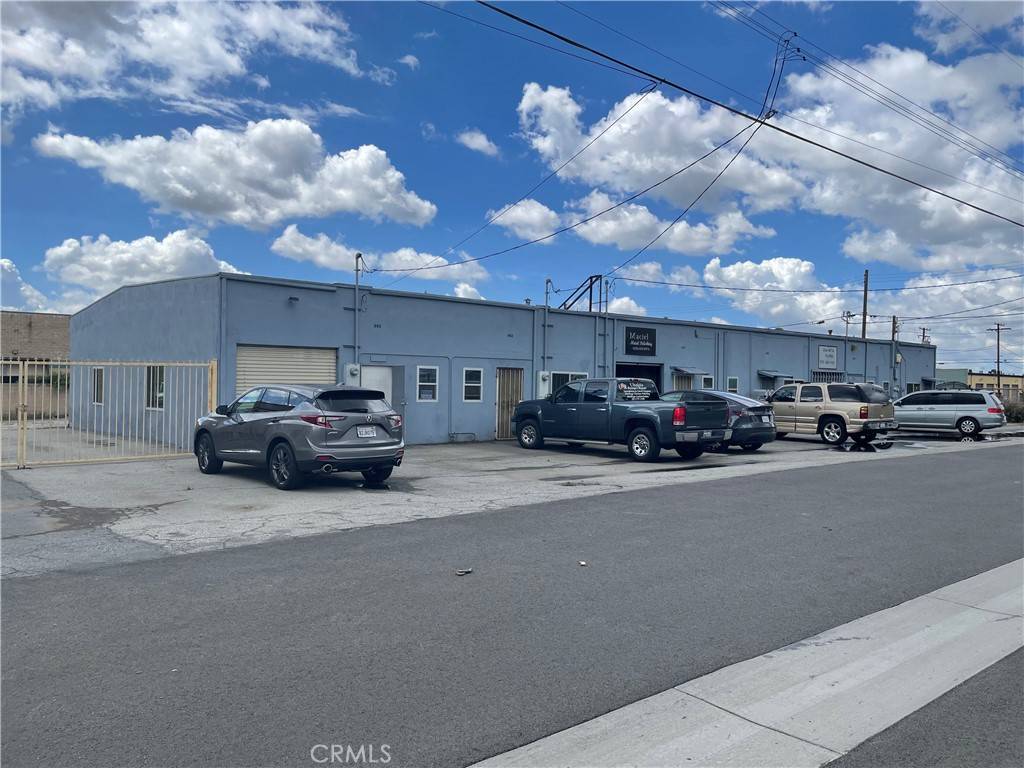 Azusa, CA 91702,940 W Industrial ST