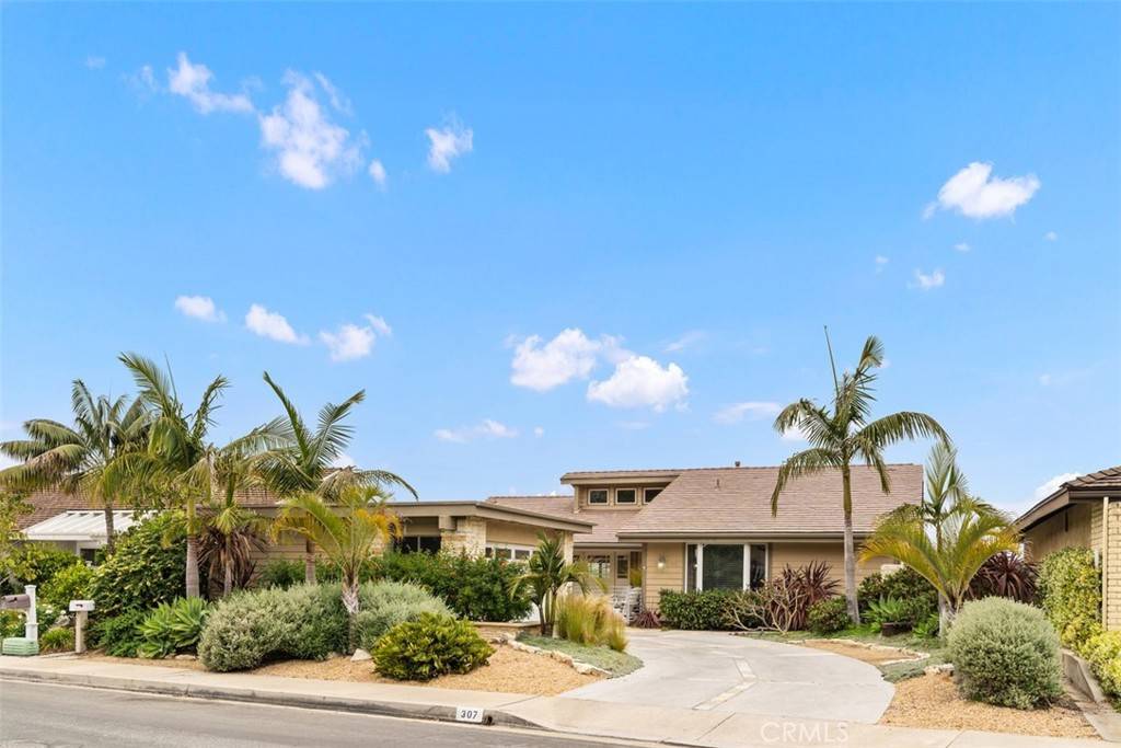 San Clemente, CA 92672,307 Calle Villario