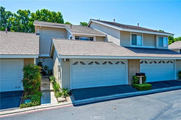 Irvine, CA 92604,9 Glenhurst #7