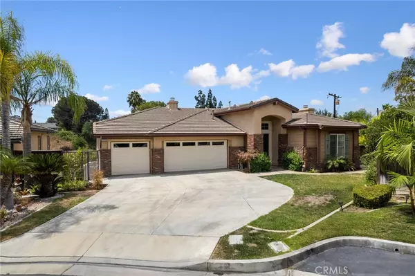 1722 E Bolinger CIR,  Orange,  CA 92865