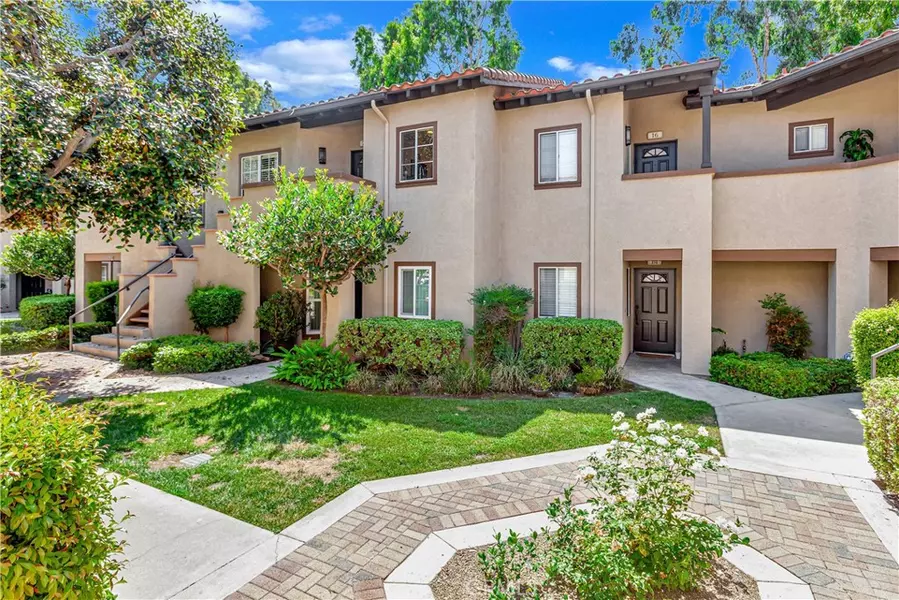 20 Via Solaz, Rancho Santa Margarita, CA 92688