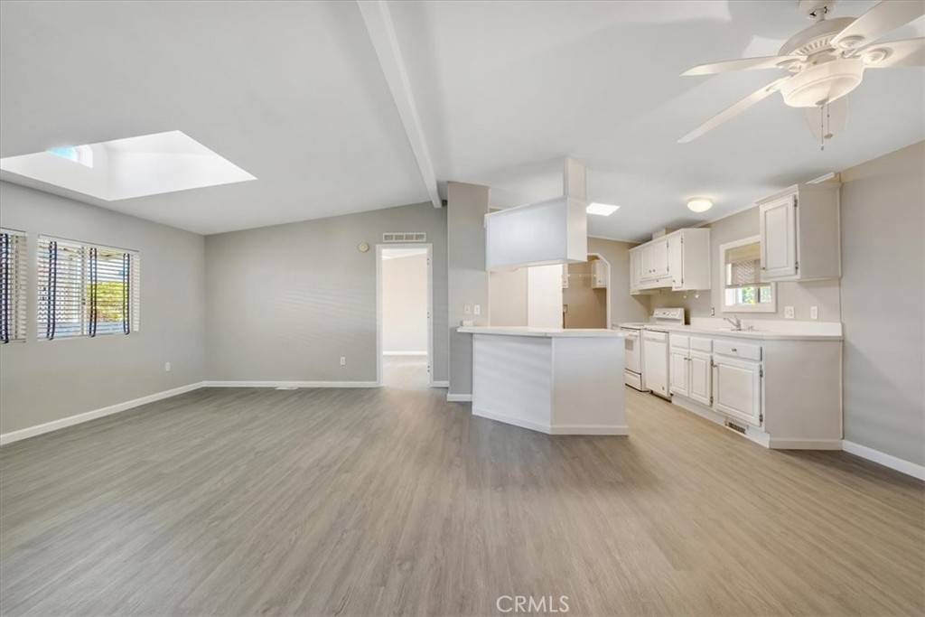 Huntington Beach, CA 92648,20701 Beach BLVD #113