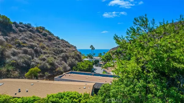 Laguna Beach, CA 92651,30802 Coast #K33