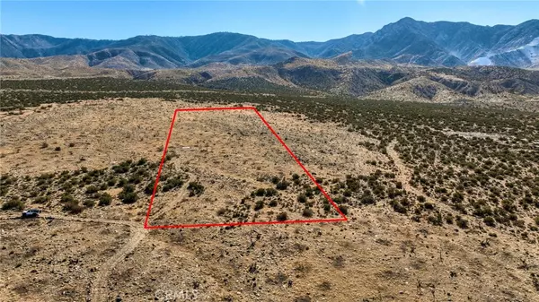 Lucerne Valley, CA 92356,7 Clay WAY