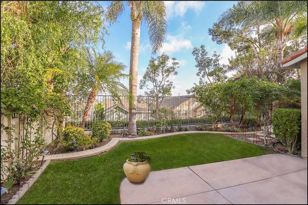 Aliso Viejo, CA 92656,66 Plateau