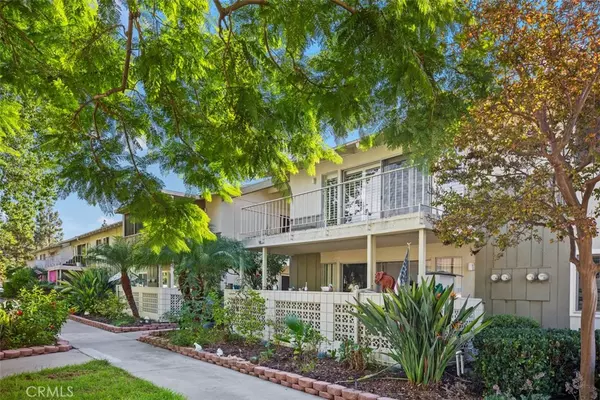 Laguna Woods, CA 92637,18 Via Castilla #O