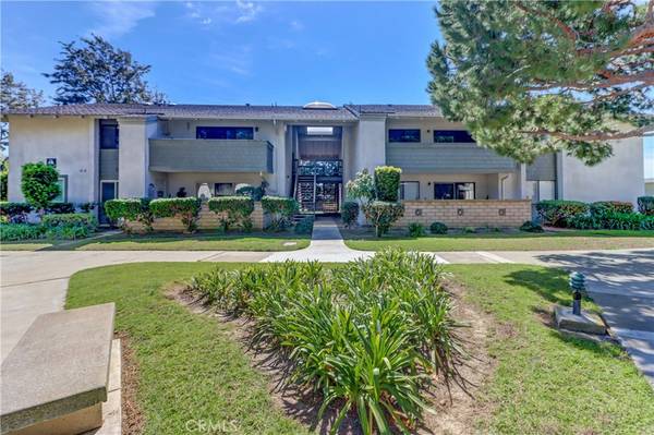 8566 Van Ness CT #19H, Huntington Beach, CA 92646