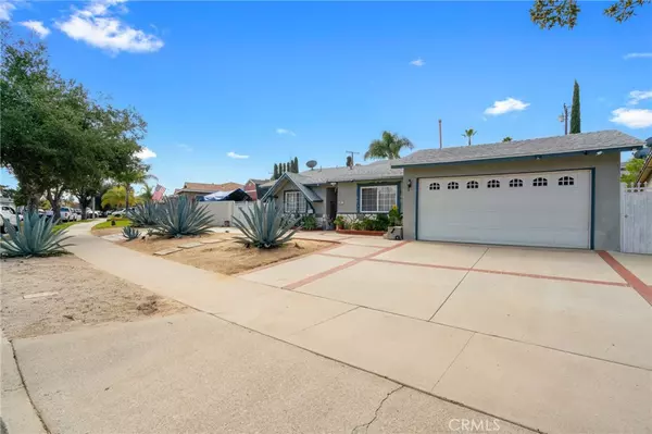 Corona, CA 92882,1640 Lark LN