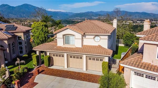 26 Calle Serra, Rancho Santa Margarita, CA 92688