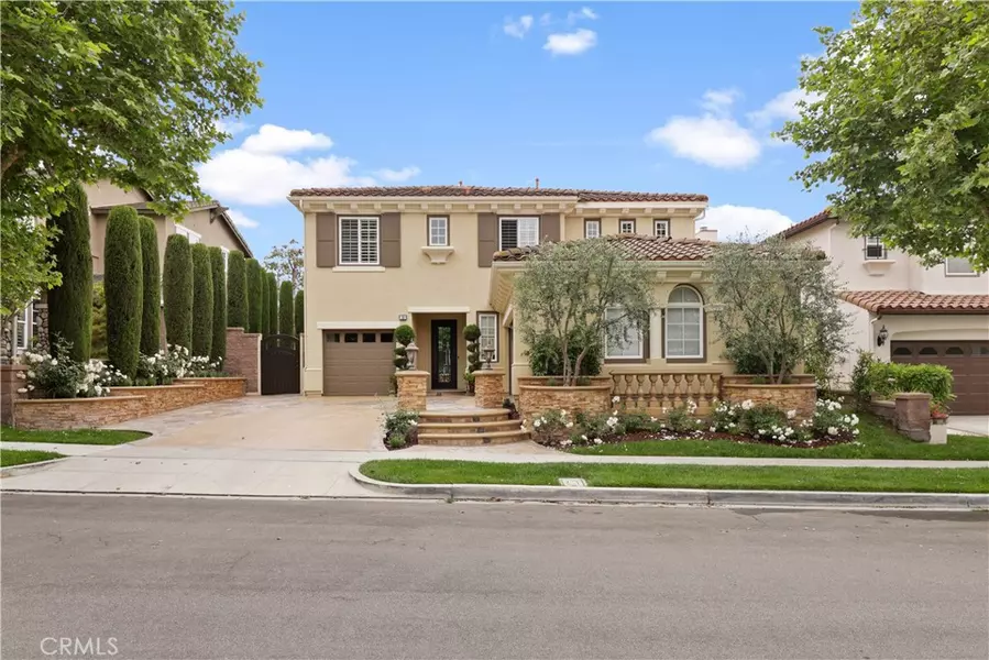 16 Pleasanton LN, Ladera Ranch, CA 92694