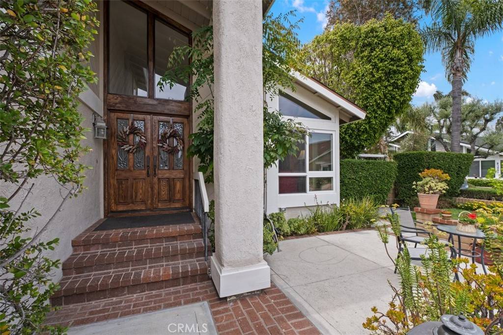 Lake Forest, CA 92630,21505 Via Sombreada