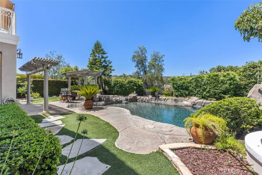 15 Westchester CT, Coto De Caza, CA 92679