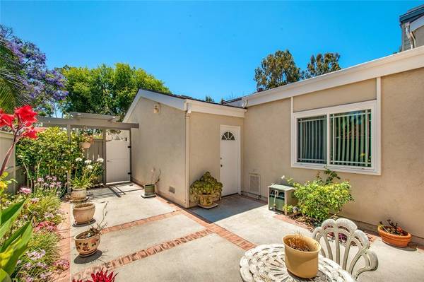 Huntington Beach, CA 92648,19665 Seawind CIR