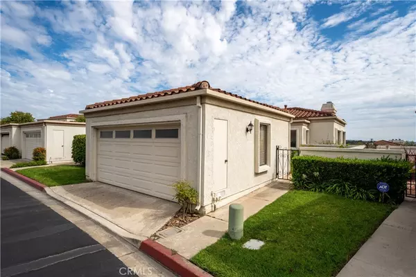 Mission Viejo, CA 92692,27756 Soller #35