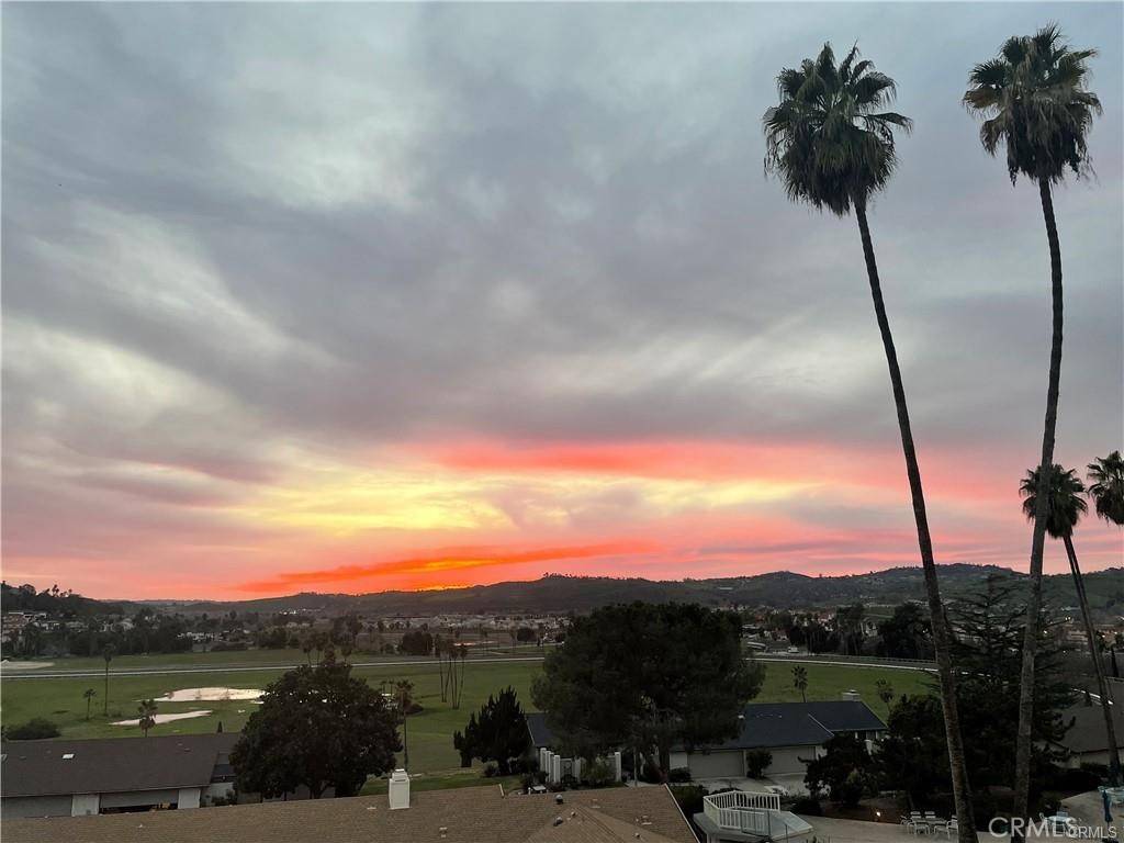 33 Via Larga, Bonsall, CA 92003