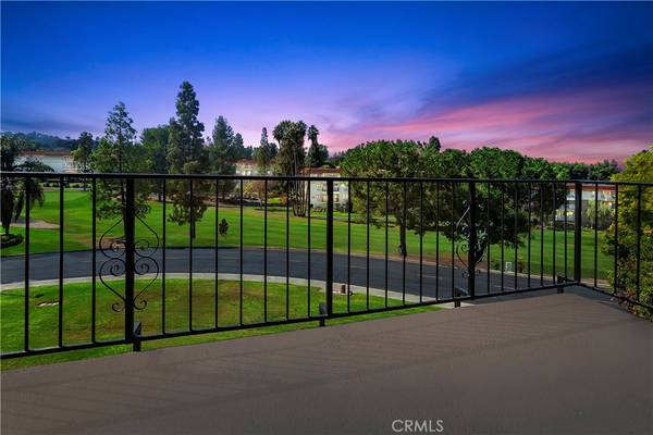 Laguna Woods, CA 92637,2355 Via Mariposa W #3B