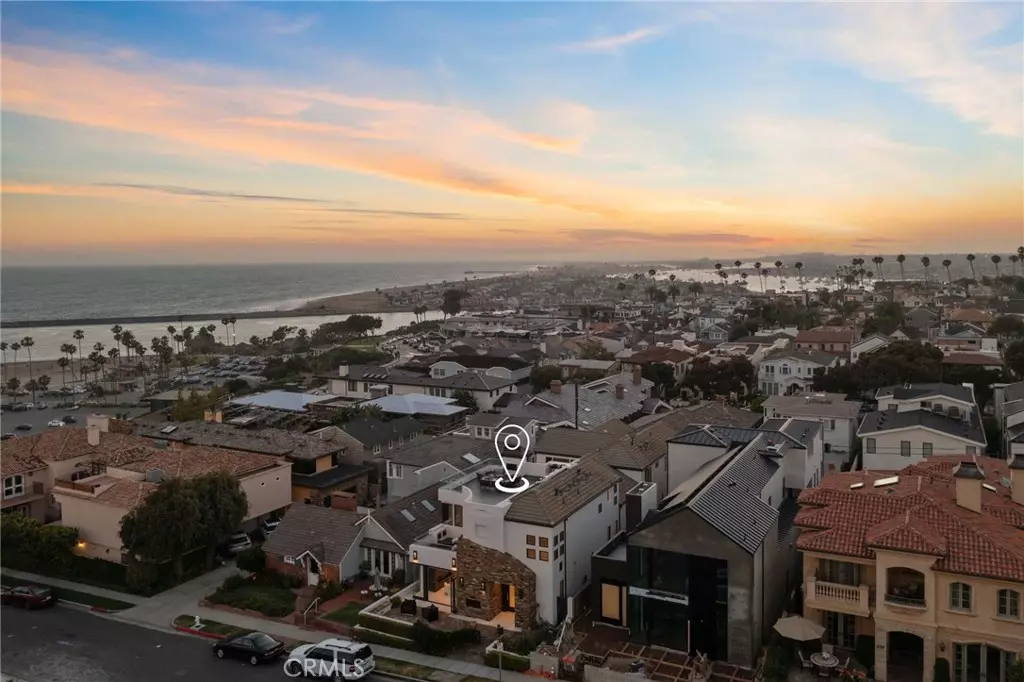 Corona Del Mar, CA 92625,215 Larkspur AVE