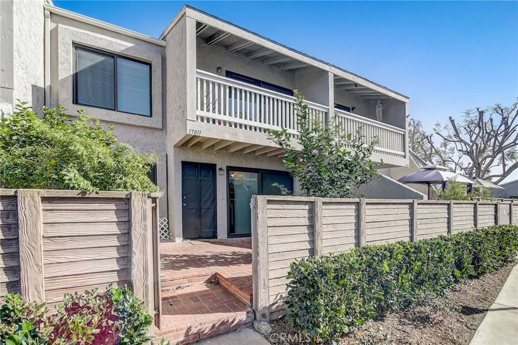 17811 La Costa LN #96, Huntington Beach, CA 92647