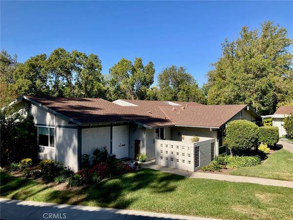 Laguna Woods, CA 92637,606 AVENIDA  SEVILLA #B