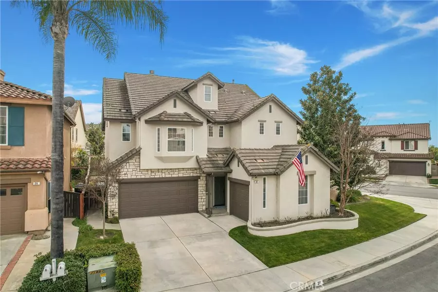 31 Hollyhock LN, Mission Viejo, CA 92692