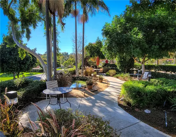 Laguna Woods, CA 92637,24055 Paseo Del Lago #307