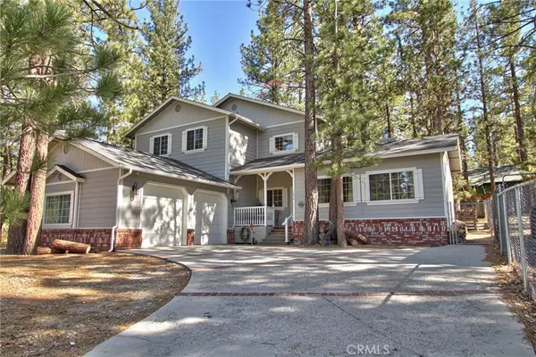 1070 Mountain LN, Big Bear City, CA 92314