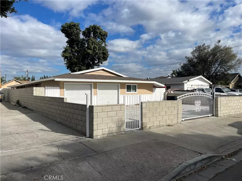 213 E Central AVE, Santa Ana, CA 92707