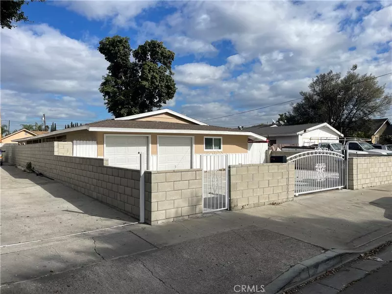 213 E Central AVE, Santa Ana, CA 92707