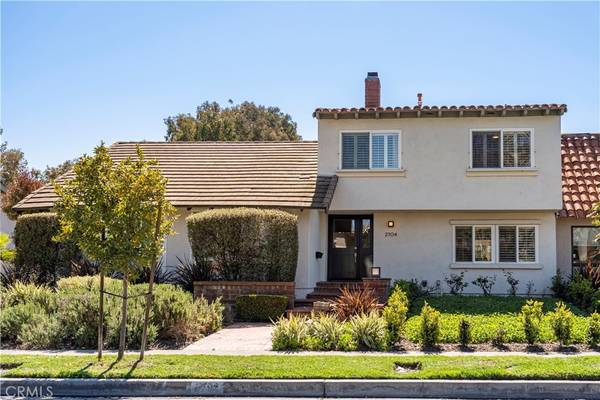 2704 Vista Del Oro, Newport Beach, CA 92660