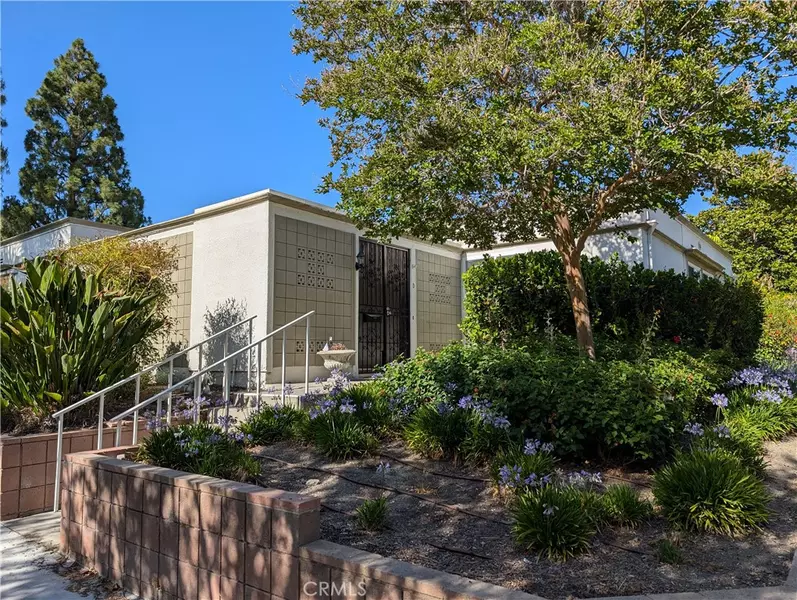 539 Via Estrada #D, Laguna Woods, CA 92637