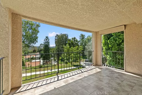 Laguna Woods, CA 92637,3499 Bahia Blanca W #2H