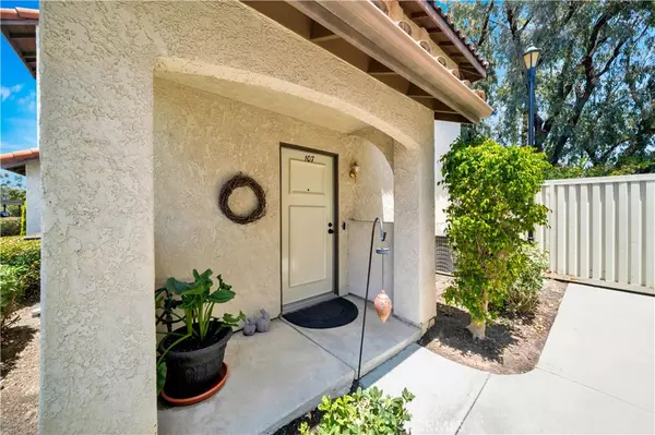 Mission Viejo, CA 92691,23262 La Mar #107 D