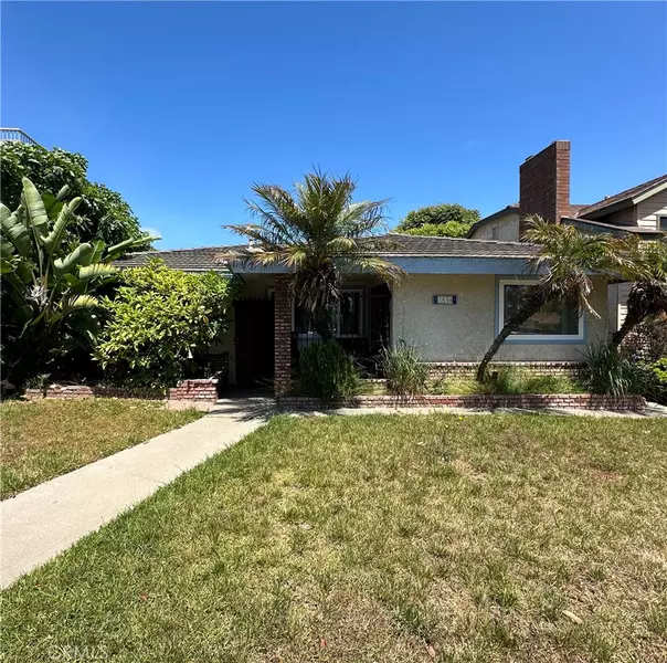 1834 Main ST, Huntington Beach, CA 92648