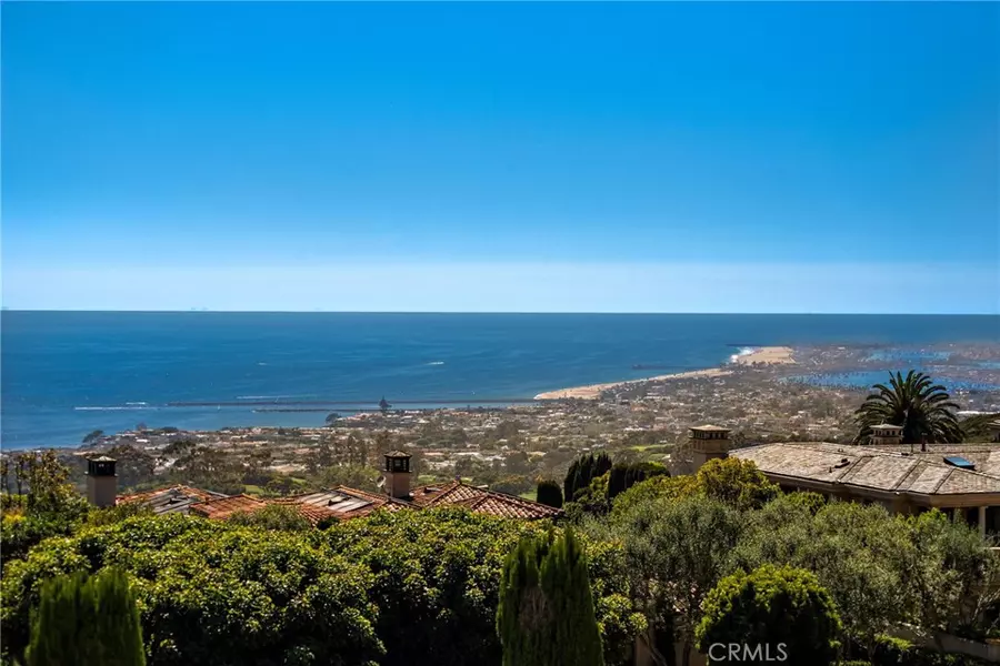 18 Sail Vista, Newport Coast, CA 92657