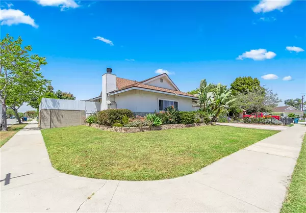 Westminster, CA 92683,6031 Comanche DR