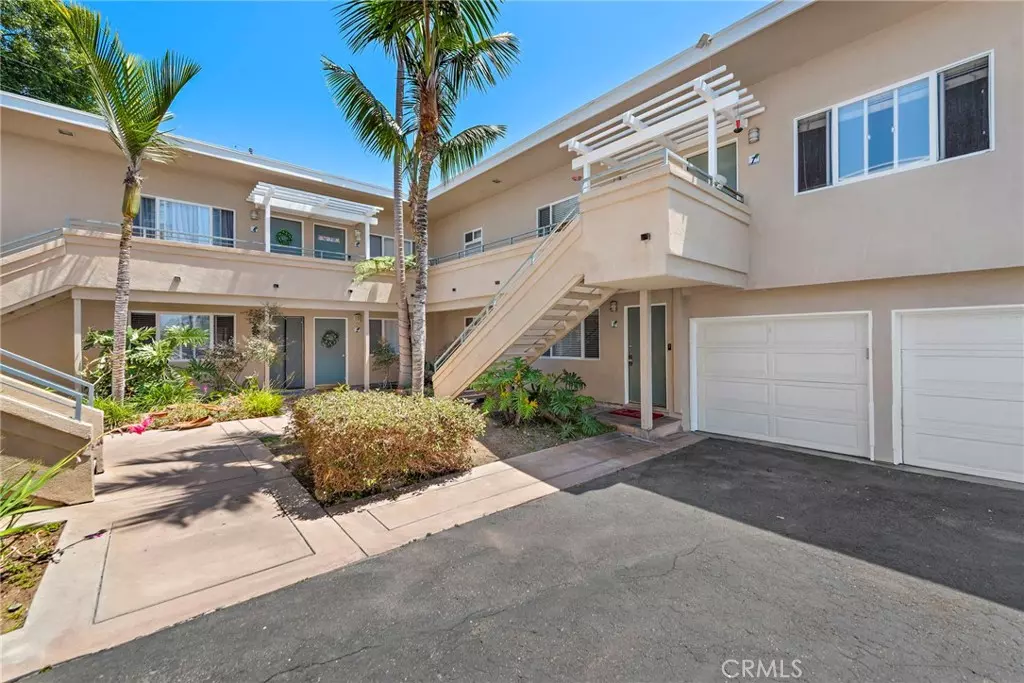 San Clemente, CA 92672,155 W Mariposa