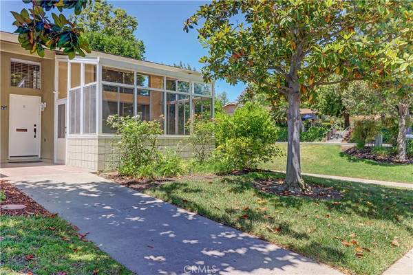 72 Calle Aragon #B, Laguna Woods, CA 92637