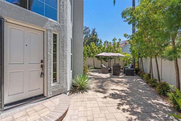 Aliso Viejo, CA 92656,14 Nutcracker LN