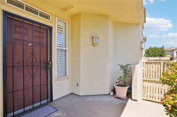 Anaheim, CA 92802,489 W Summerfield CIR