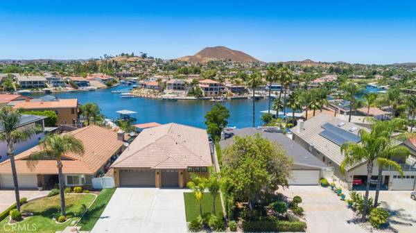 23630 Continental DR, Canyon Lake, CA 92587