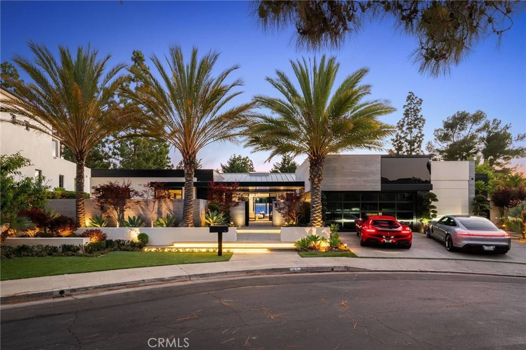 Newport Beach, CA 92660,15 Torrey Pines LN