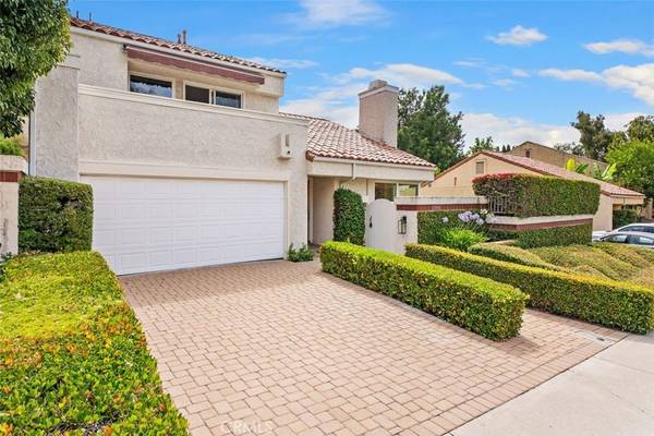 25902 El Segundo ST, Laguna Hills, CA 92653