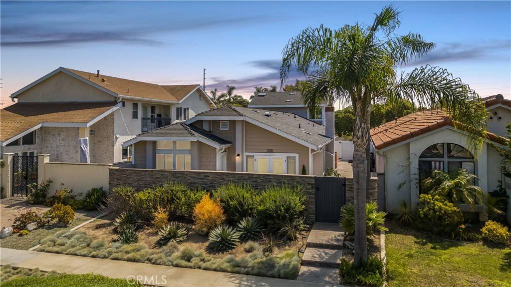 1108 Lake ST, Huntington Beach, CA 92648