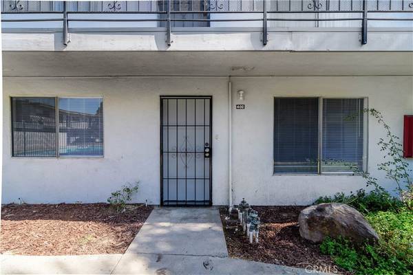 Long Beach, CA 90805,5530 Ackerfield AVE #402