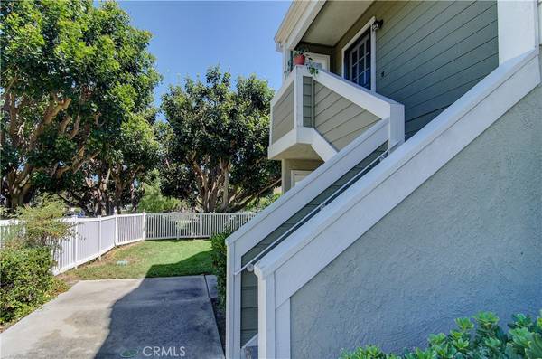 Aliso Viejo, CA 92656,55 Rambling LN