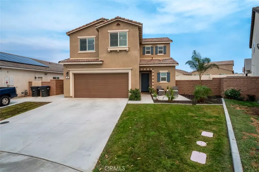 Calimesa, CA 92320,995 Heron CT